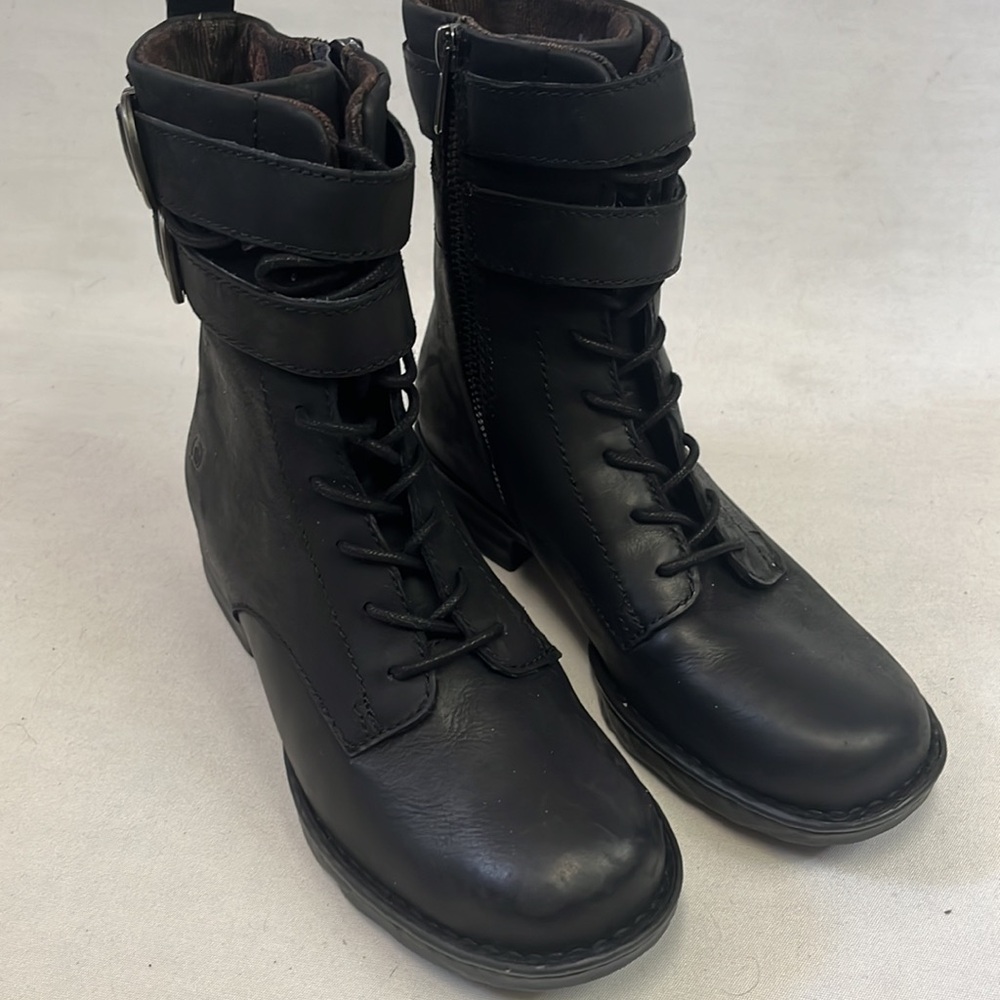 Born Camryn Boots Women's Size 6M Black Leather Retro Combat Ankle Boot - Picture 2 of 10